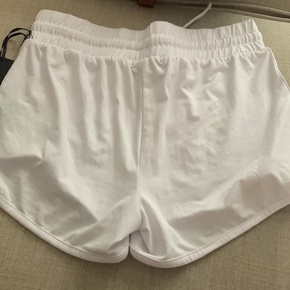 FADED ROSE Short - Picture 4 of 6